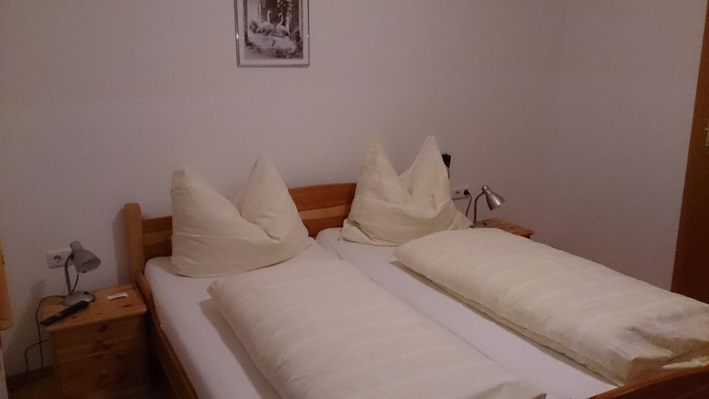 Gasthof Zum Goldenen Pflug アムシュテッテン 部屋 写真